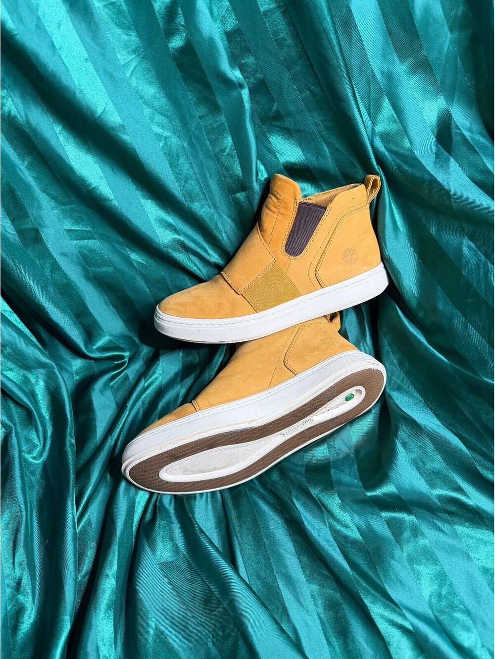 Timberland Mustard Wheat Yellow Leather Chelsea Boots Womens Size 9